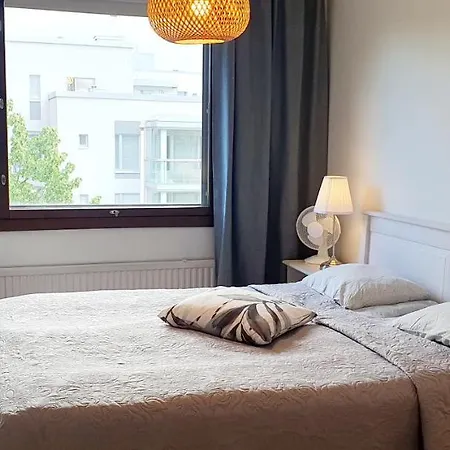 Floor 51m2, Balcony, 150 M Wifi, Free Own Parking Place, 300m Metro *